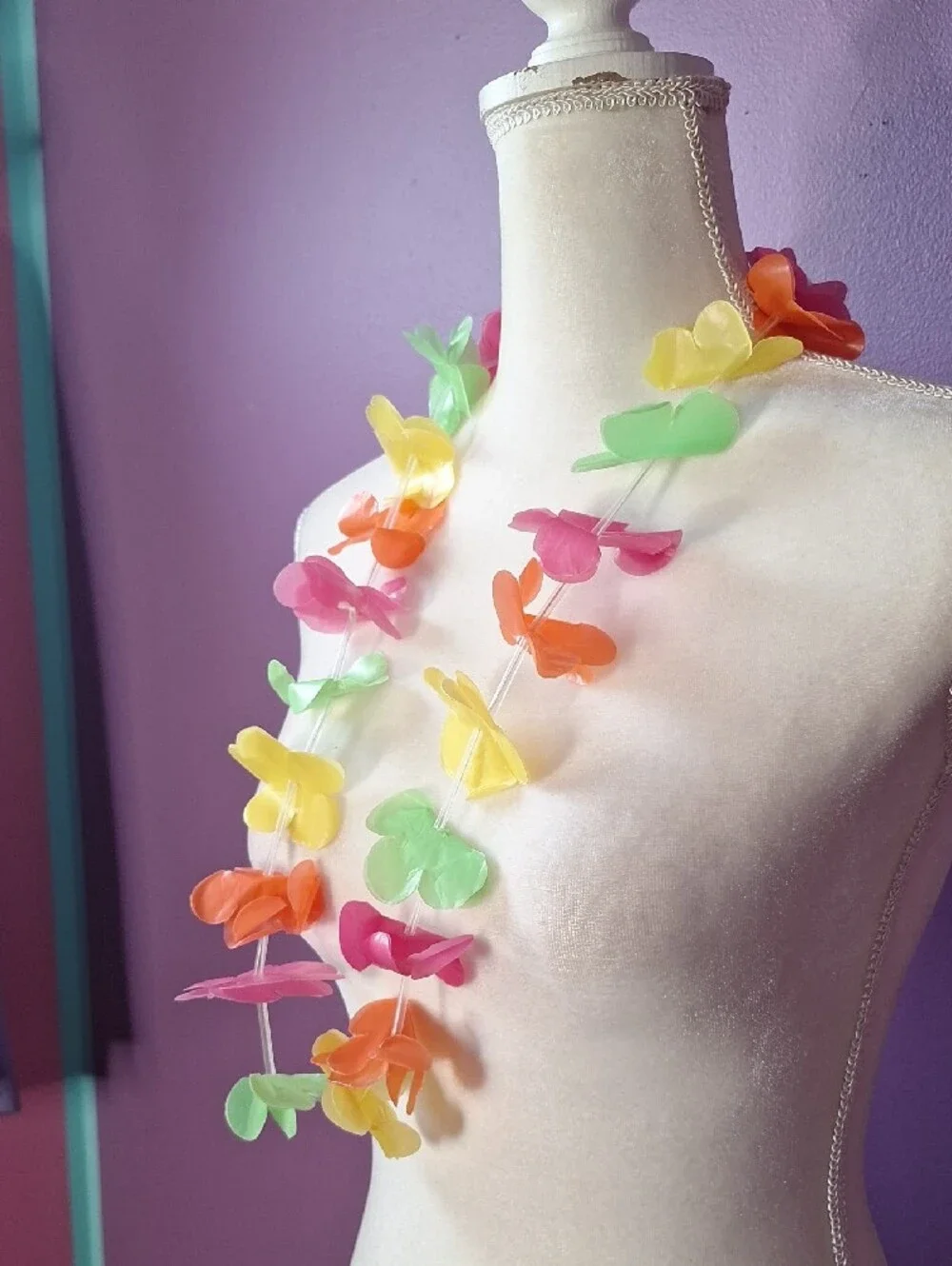 Tropical Lei's Set Of 25 Pink, Orange, Yellow & Green